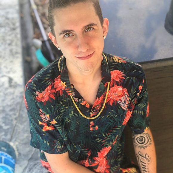 Meet your Posher, Jamie - Picture 1 of 1